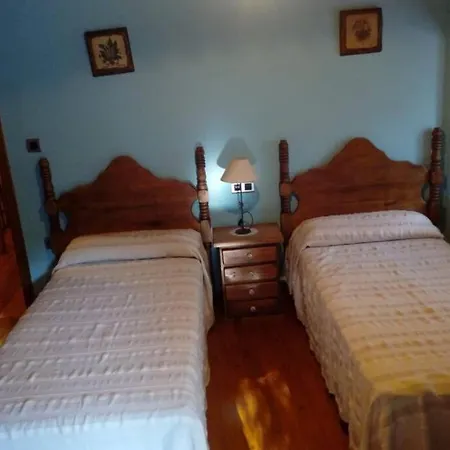 Casa Rural A Pinguela Semesterbostad